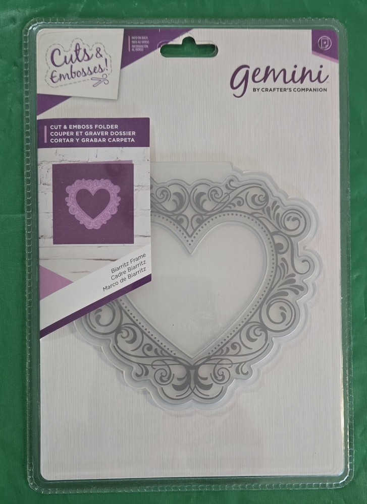 Gemini Cut & Emboss Embossing Folder Provence & Biarritz Frame Heart Oval Access