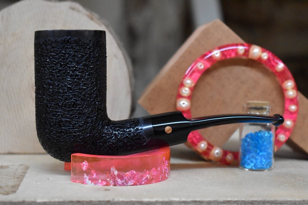 Moretti Pipe Black Rusticated Chimney Freehand