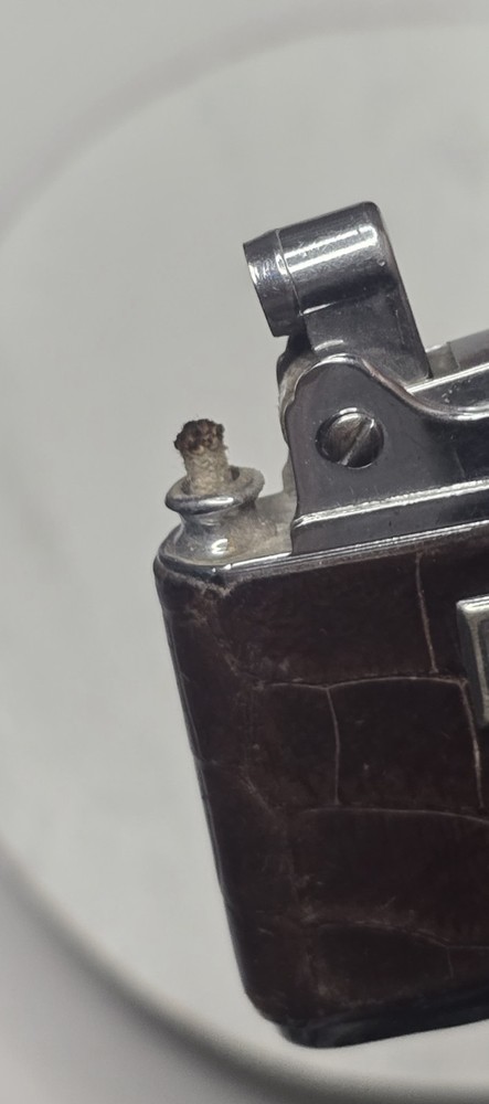 Vintage RONSON ADONIS Push Down Lighter