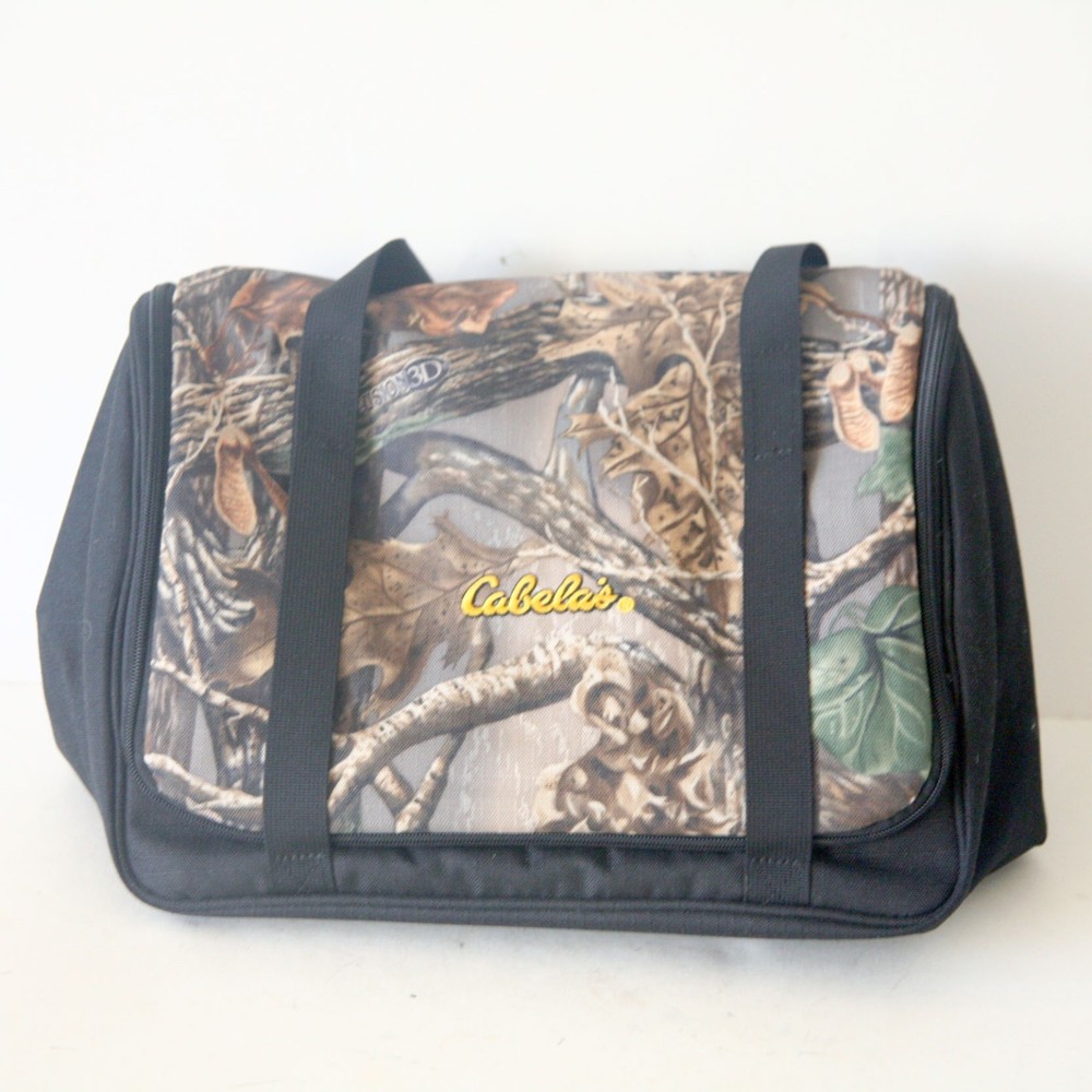 CABELA'S Utilitarian Organizer Medium Camouflage Toiletry Bag