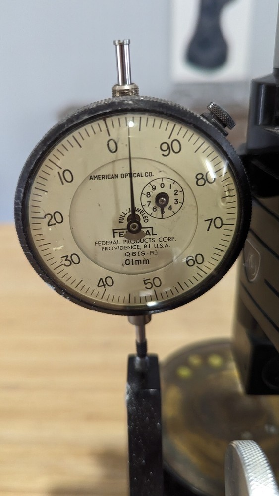 VINTAGE AMERICAN OPTICAL / AO RADIUSCOPE MODEL # A UNTESTED