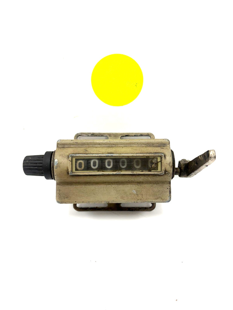 UNBRANDED 4-1/4" MECHANICAL COUNTER