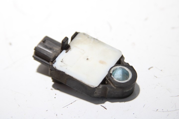 2012 -2017 Mitsubishi Lancer 8651A178 Front Sensor oem e106