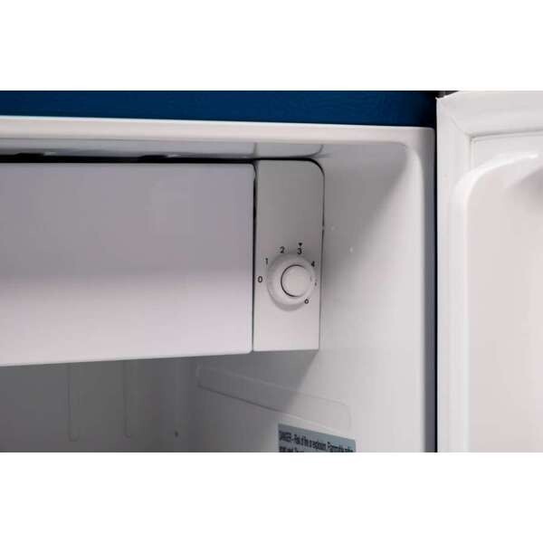 Frigidaire, 1.6 Cu. Ft. Compact Refrigerator, Marine