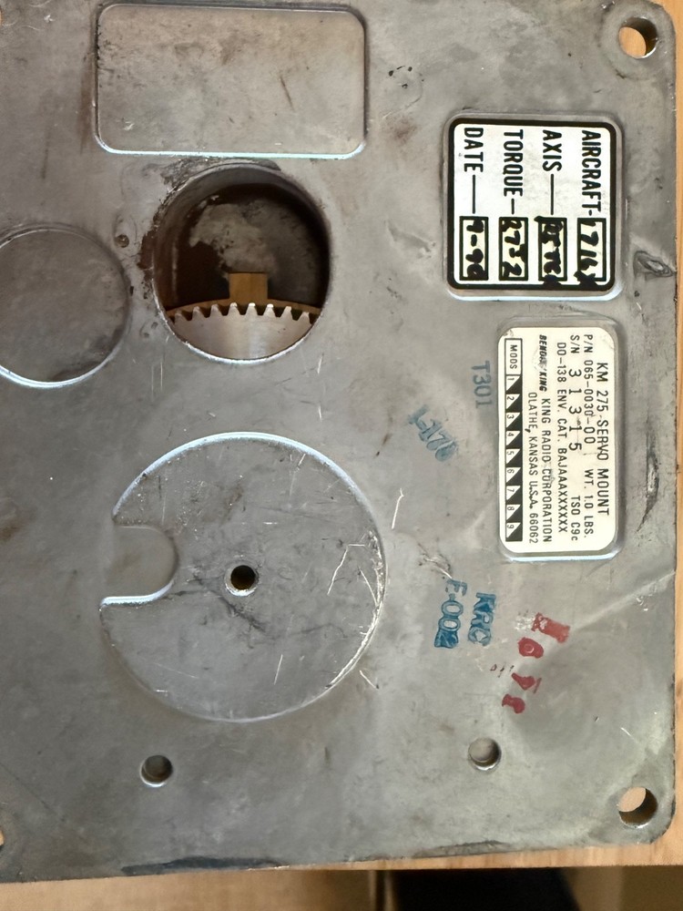 Bendix King KFC200 Autopilot - Computer, Controller, Servos, as shown