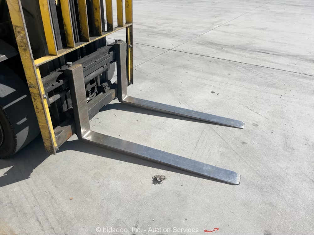 Hyster H50FT Forklift – 4,800 Lbs. Capacity