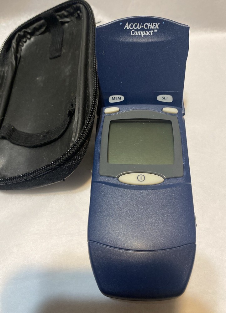 ACCU CHECK COMPACT  Blood Glucose Meter Needs Battery Works TT