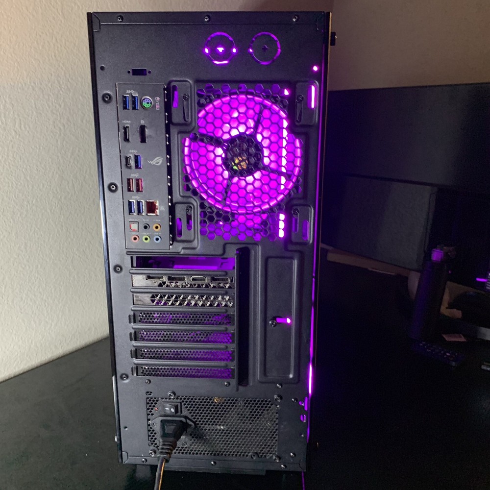 Gaming PC & LG Monitor