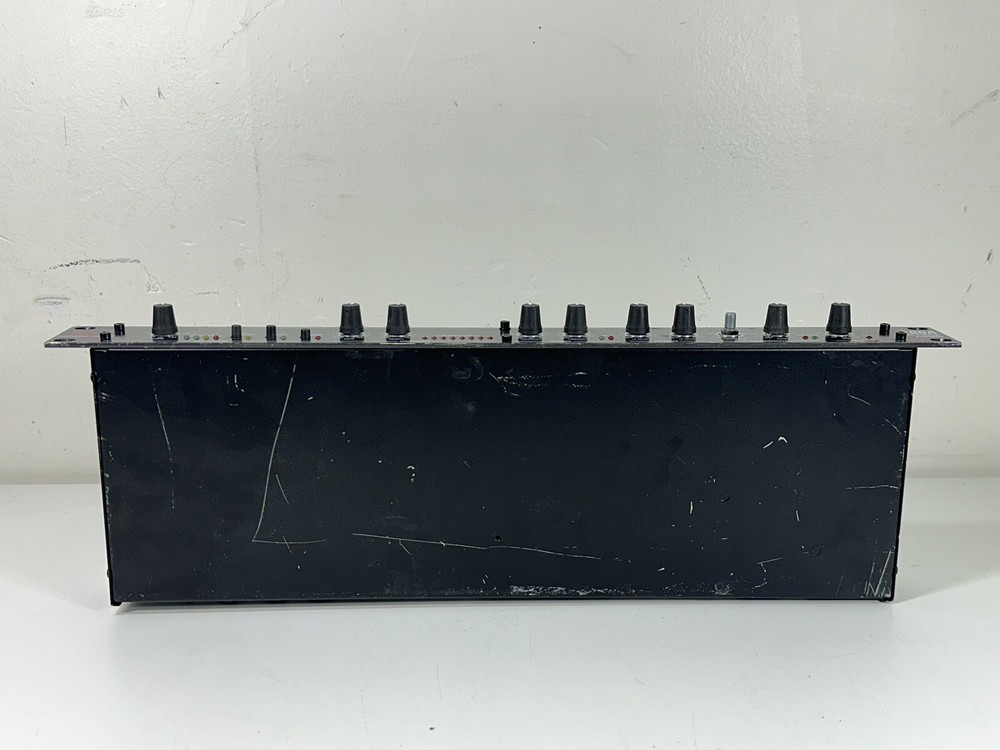 DBX 286A ~ Microphone Preamp & Processor ~ Power On / READ DESCRIPTION