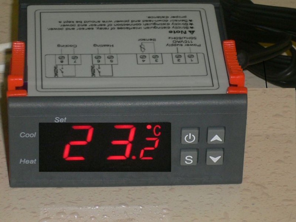 Temperature & CountDown Timer Controller Thermostat Control 10 A Output Relay