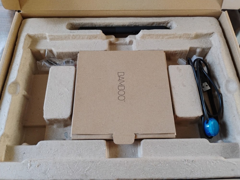 Wacom CTH470 Bamboo Capture Pen and Touch Tablet