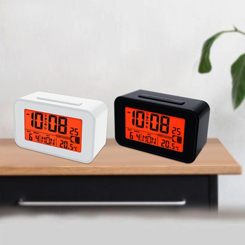 Multifunctional Digital Clock with 24 Hour Display and Simple Operations Button
