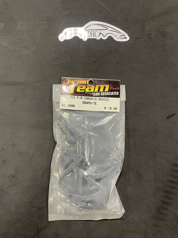 Team Associated Vintage RC # 3880 TC3 Front/rear chassis braces graphite