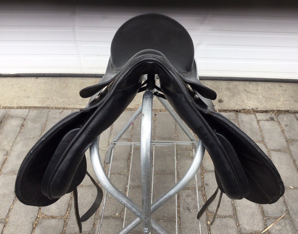 Mystic 16” Dressage Saddle