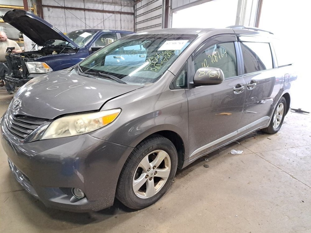 Rear 2011 Sienna Camera/Projector Sku#4236433