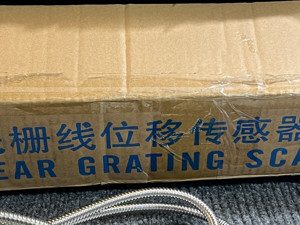 Box of 2 Linear Grating Scale / Silver / Bracket / Wiring Connector