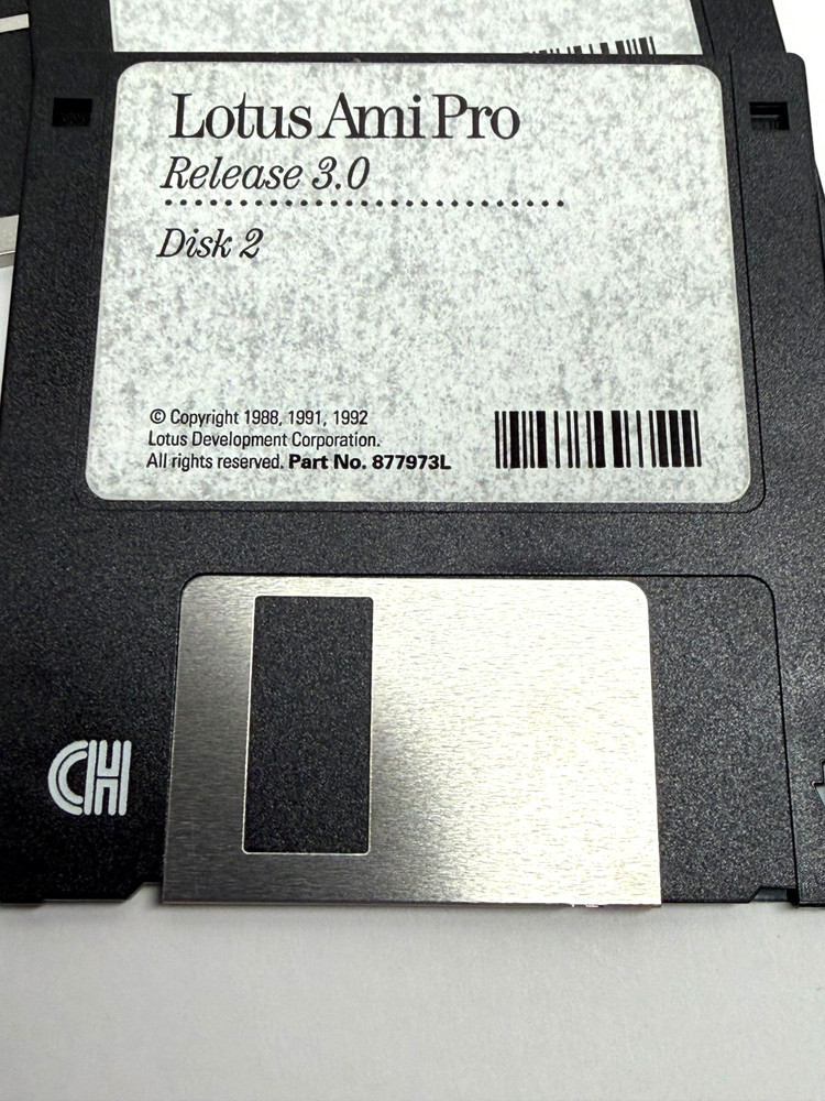 VINTAGE Lotus Ami Pro 3.0 Word Processor Software for Windows PC HD Disk