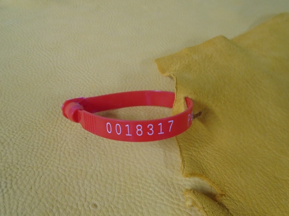 Top Grain Deer Leather #0018317 Row 157