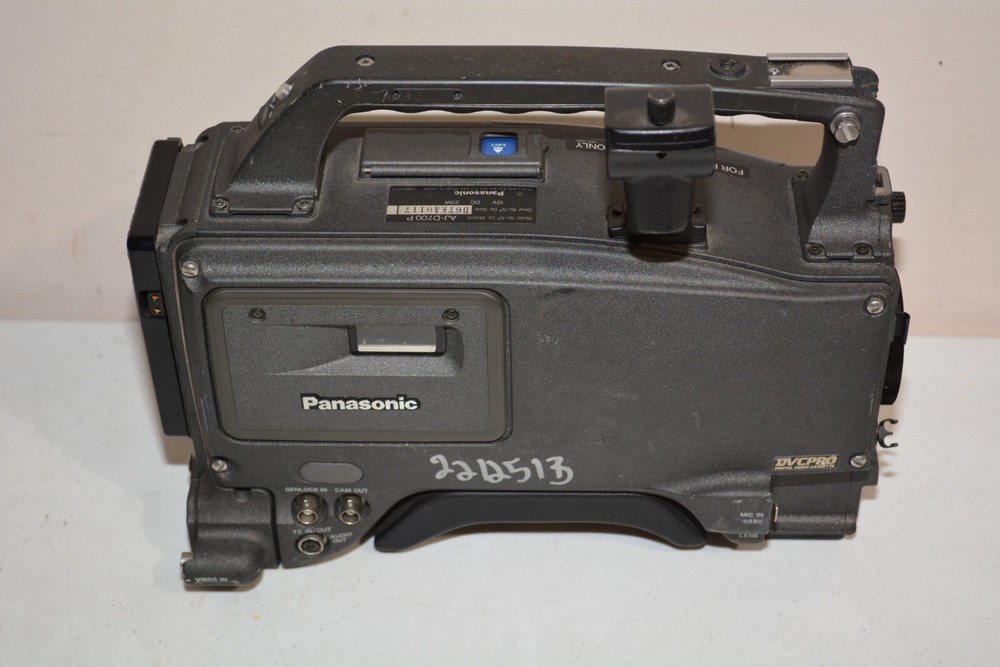^ Panasonic AJ-D700P DVCPRO Digital Video Cassette Camera #D941