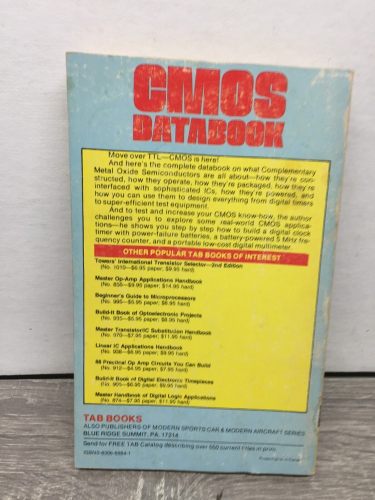 CMOS DATABOOK Bill Hunter 1978 Softcover 280 pages first edition