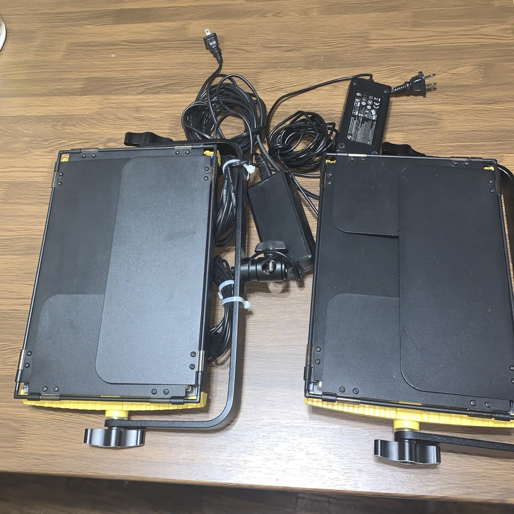 2 Ikan OYB5 Onyx Lights