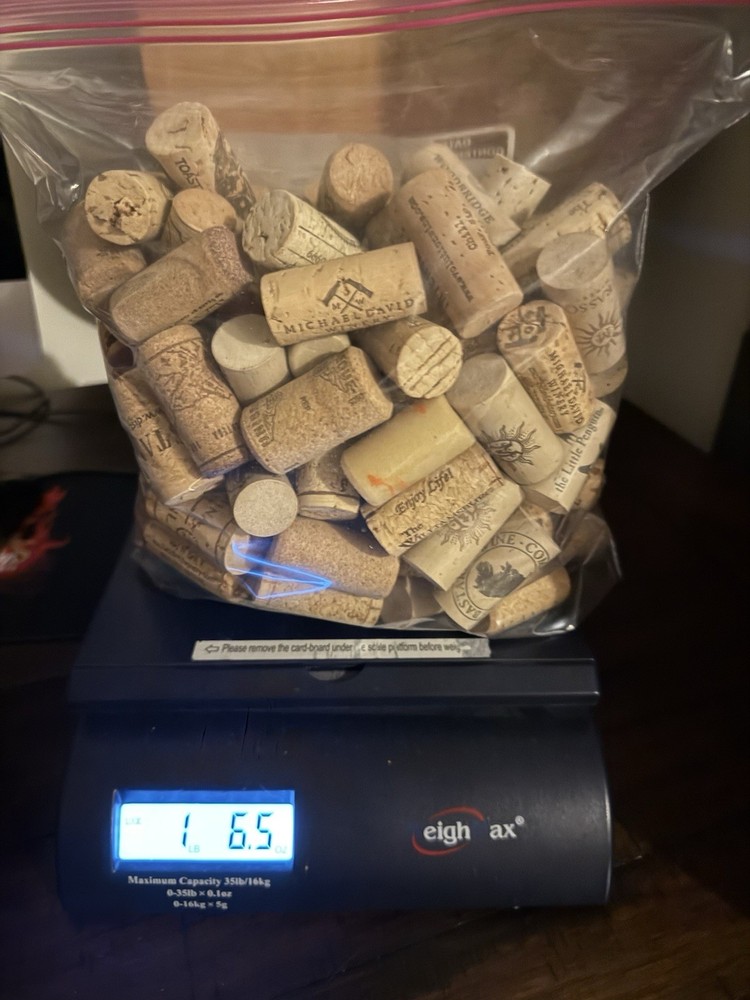 100+ Wine Corks