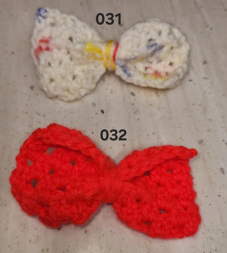 Crochet Medium Pet Bow with Snaps