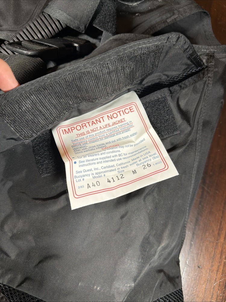 Seaquest wave scuba diving jacket - Size M.. medium