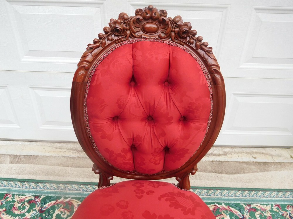 FANCY VICTORIAN PRUDENT MALLARD TABLE & CHAIRS