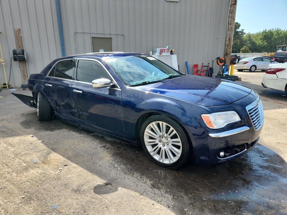 Used Blind Spot Detection System Warning Control Module fits: 2014 Chrysler 300