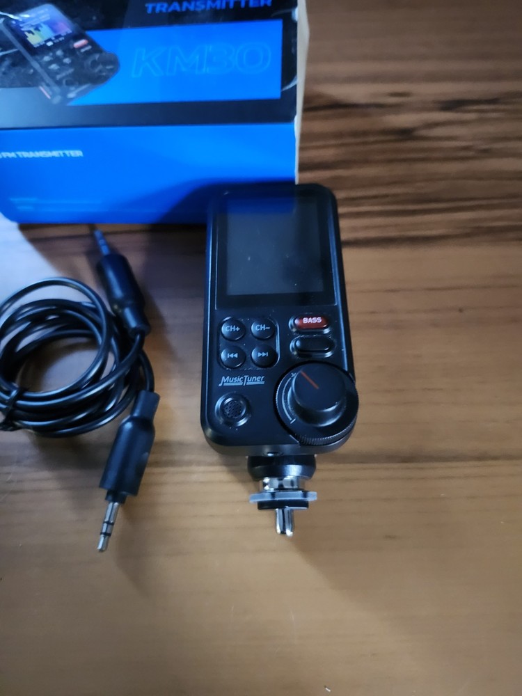 Nulaxy KM30 FM Bluetooth Wireless Transmitter