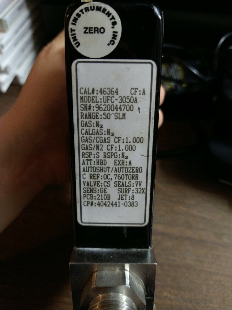 UNIT INSTRUMENTS UFC-3050A MASS FLOW CONTROLLER range 50 slm