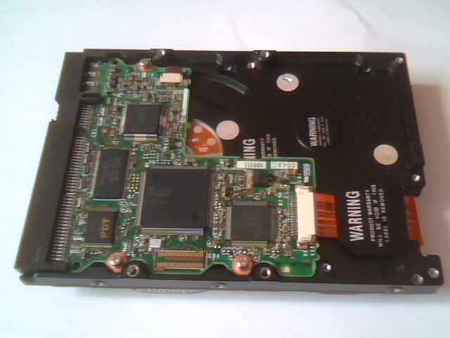 Hard Drive IDE Disk Fujitsu MPD3084AT CA05177-B99400VW