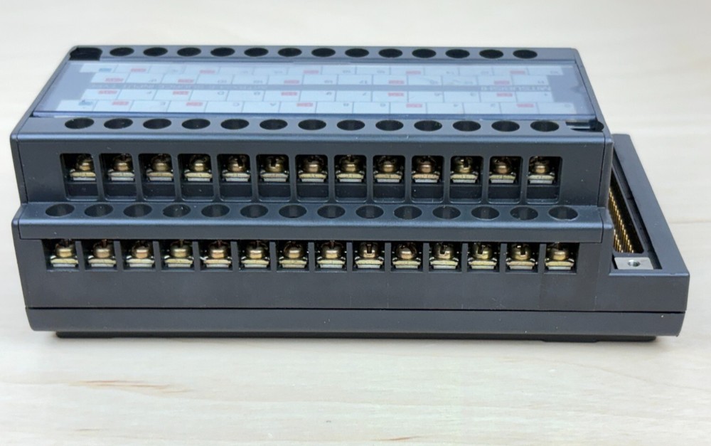 Mitsubishi A6TBX54-E Sourcing Input Module, 32 PT