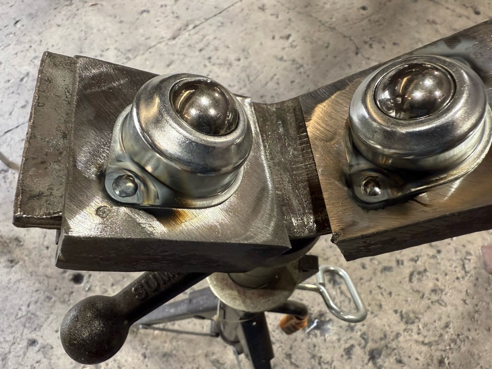 Clamp On V Head Jack Stand Roller Set