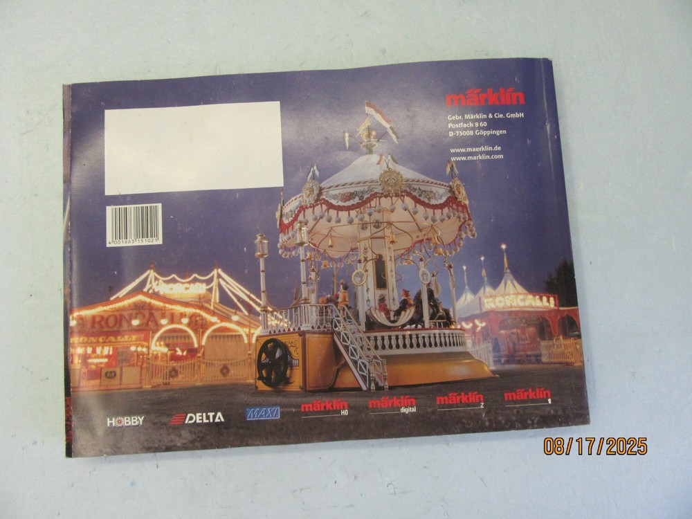 HO Marklin Complete Program Catalogue Book 2000/2001 in the English Language NNB