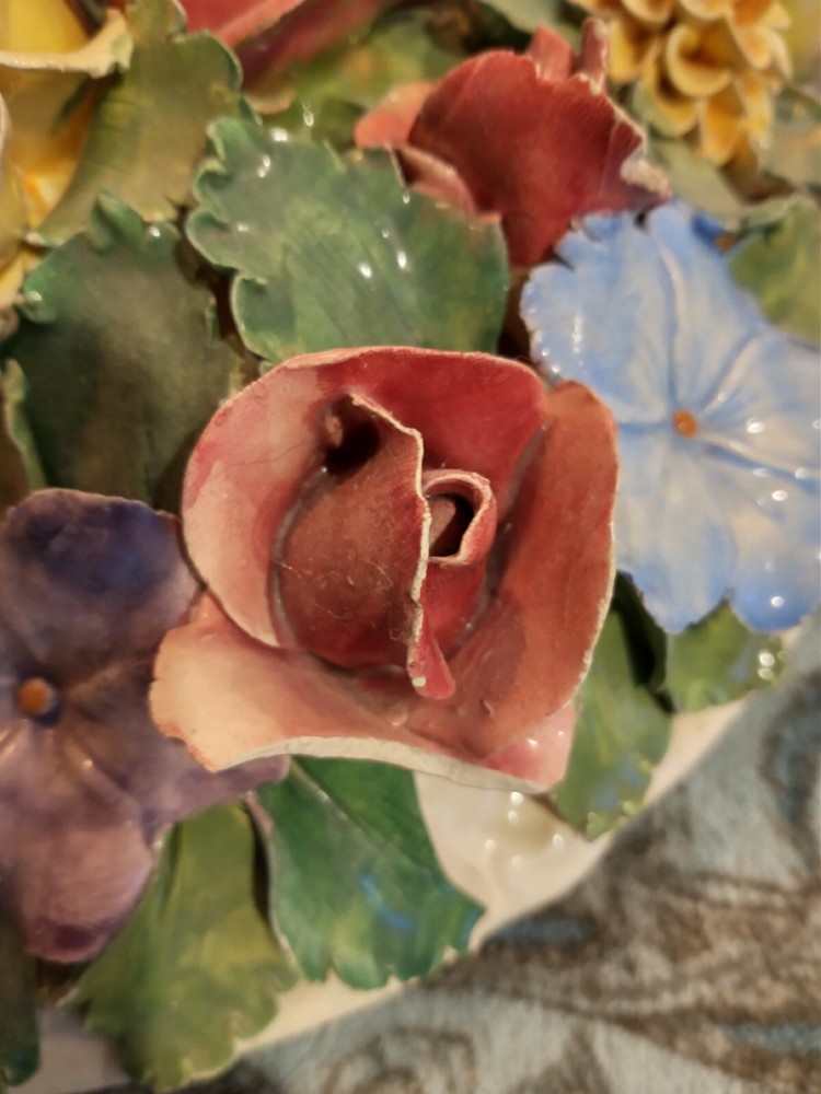 Capodimonte Flowered Bowl And Candlesticks