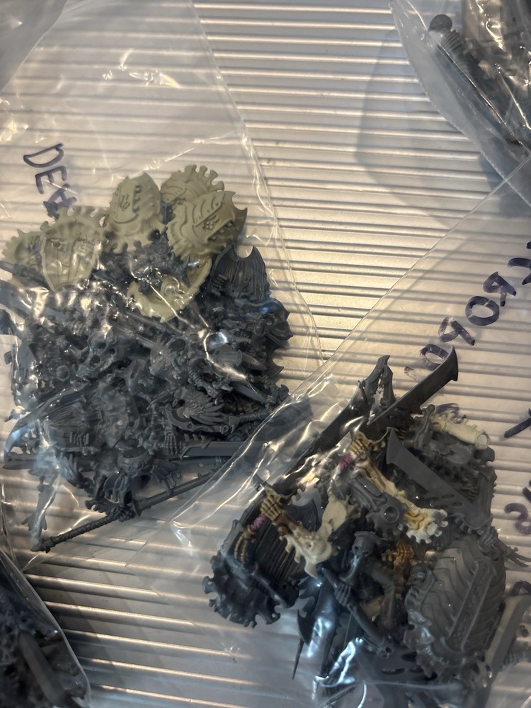 warhammer 40k bits lot.