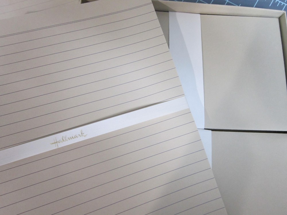 Vintage Hallmark Boxed Stationery Tan Lined Sheets ST435-2