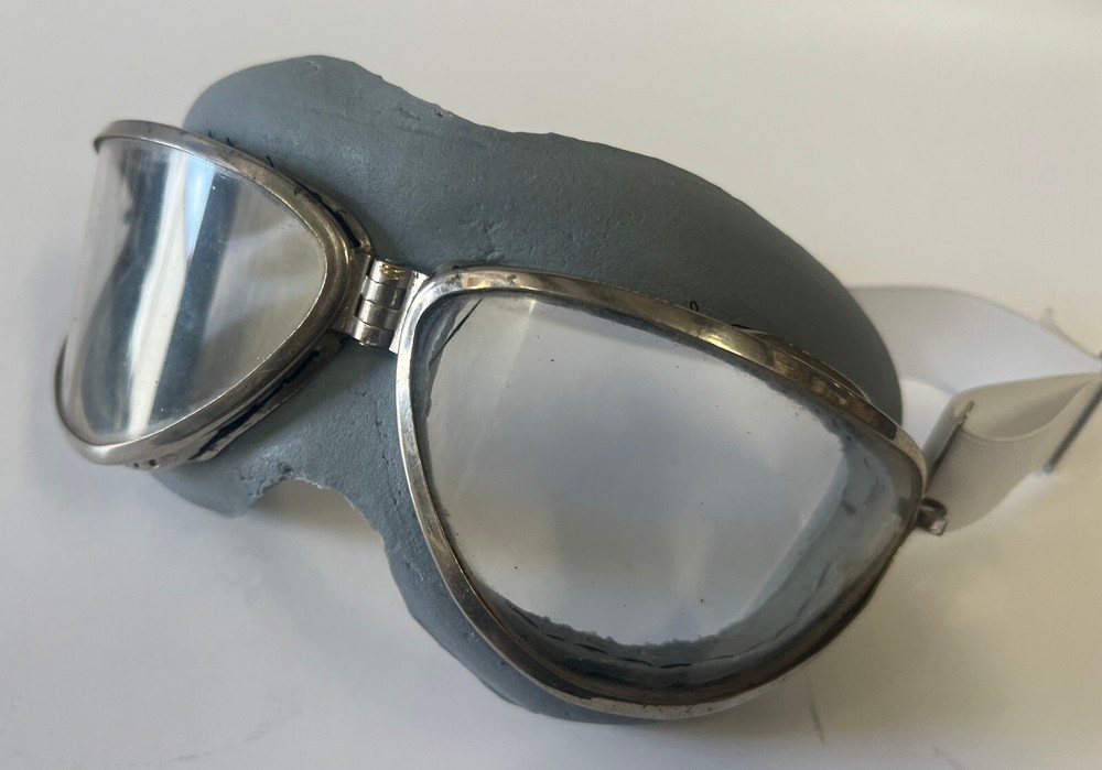 SEESALL FLYING GOGGLES - EXCELLENT