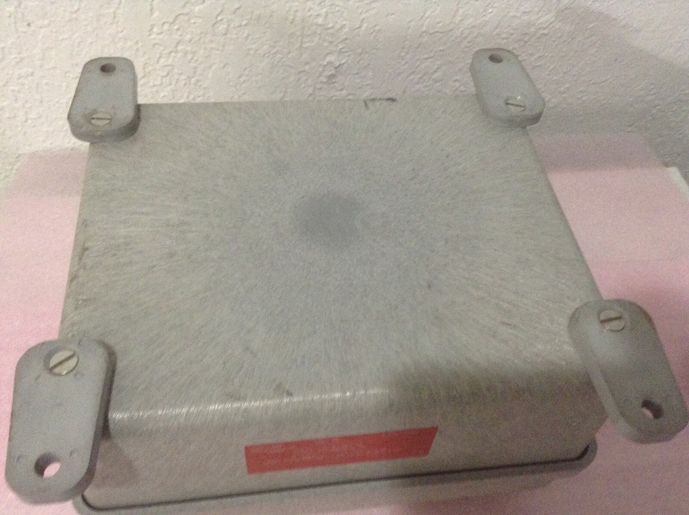 STI 3P1-0844-100 Level Controller