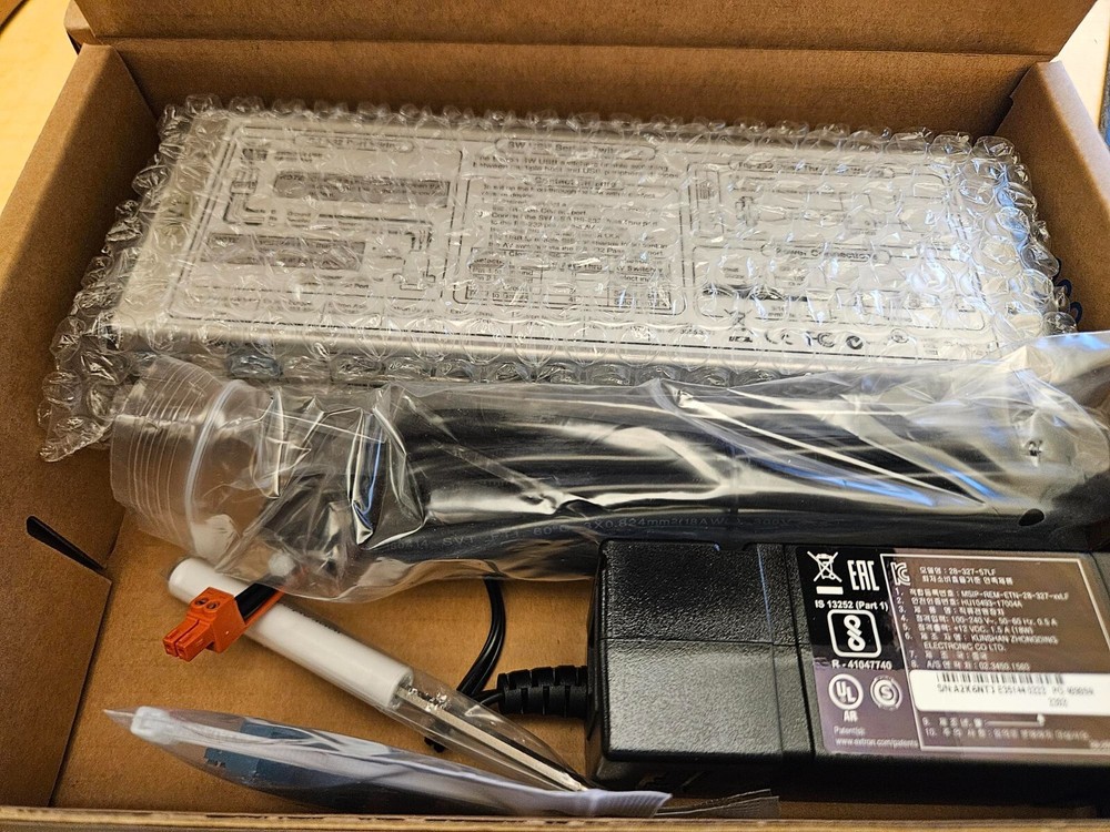 EXTRON 2 Output - USB Switcher/ RS232 controllable #60-952-02