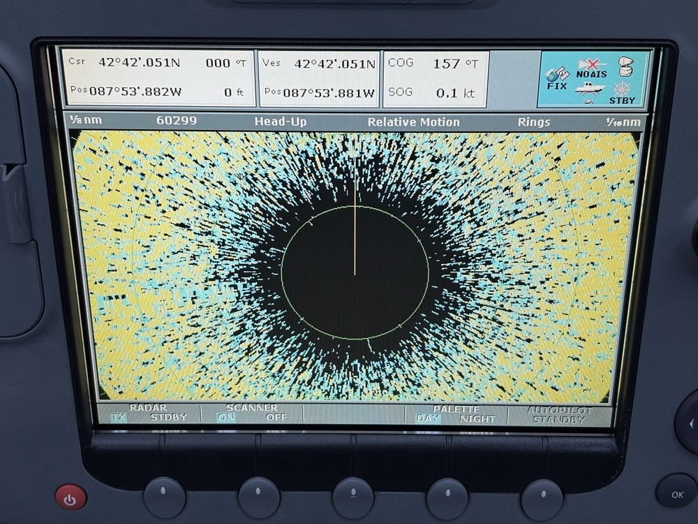 Raymarine E80 Classic GPS Chartplotter Multifunction Display W/ Cover; Tested