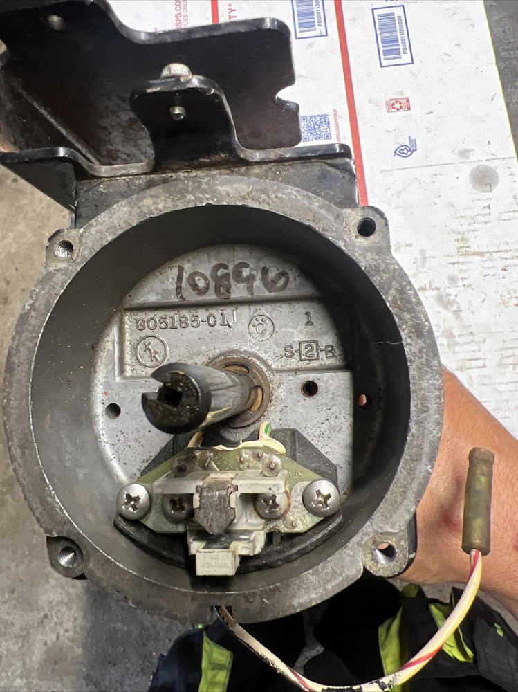 mercruiser thunderbolt distributor