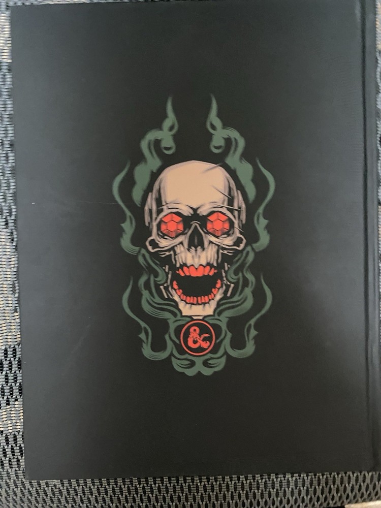 Dungeons And Dragons: Lore & Legends Book