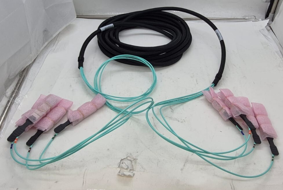 Oracle 12ft Fiber Cable 8203426