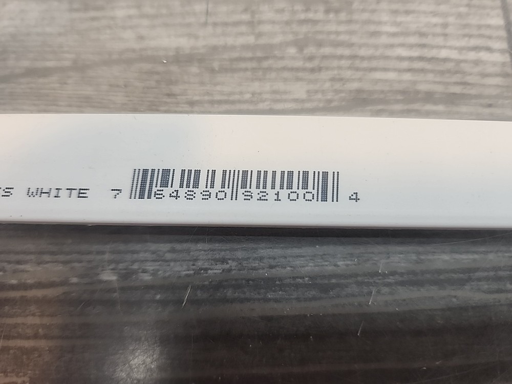 18in. J Trim Gloss White 9Pack [129]