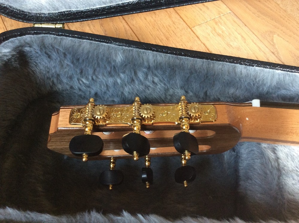 Hand-Crafted All Solid Wood Classical Guitar