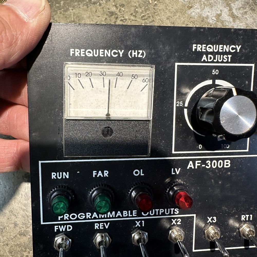 Frequency Adjust Drive Select Control Panel AF-300B Programmable Outputs
