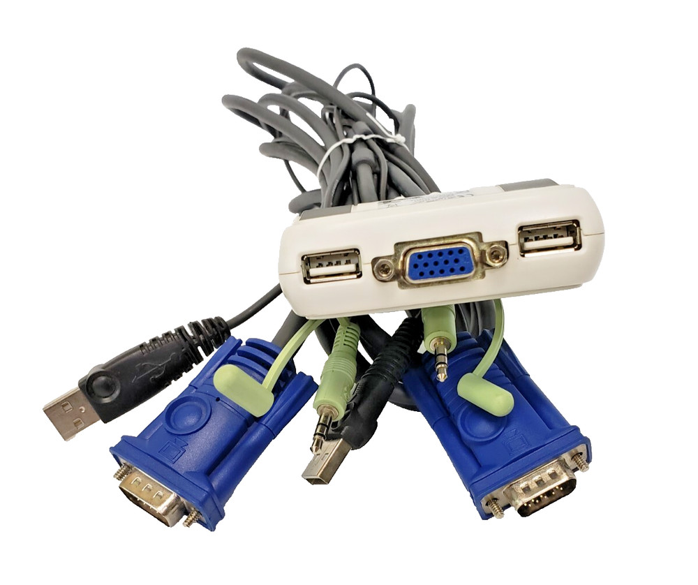 IOGEAR 2-Port VGA USB Compact KVM Switch Box - GCS632U